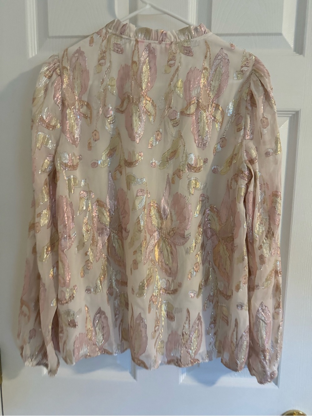 Lilly Pulitzer Giana Silk Top Blouse V-Neck Sparkle Metallic Accents Sz S - Picture 12 of 13